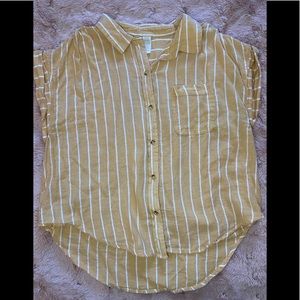 Yellow short sleeve